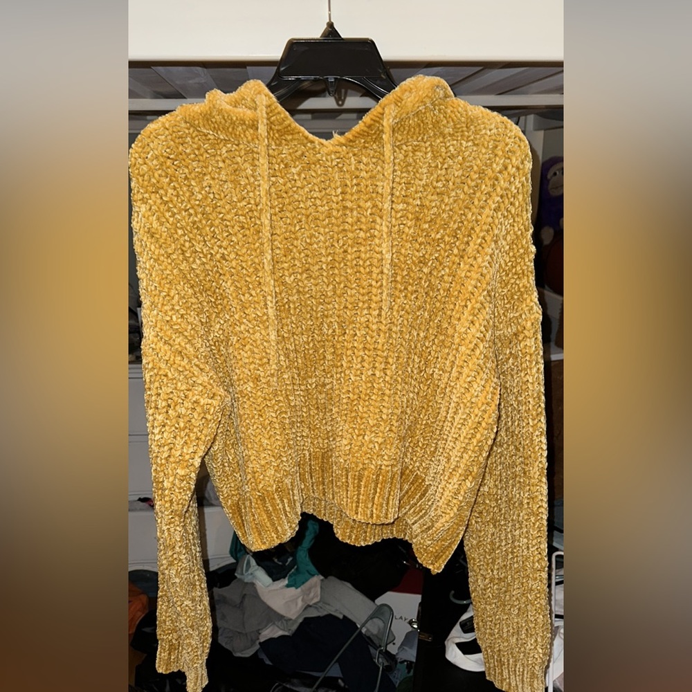 Yellow Aeropostale hoodie sweater